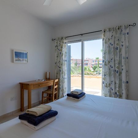 Tropical Paradise In Harbour Paphos, Central & Close To Beach Exterior foto